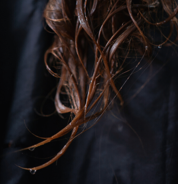 Kondicionér s Ambrou pro lesklé vlasy